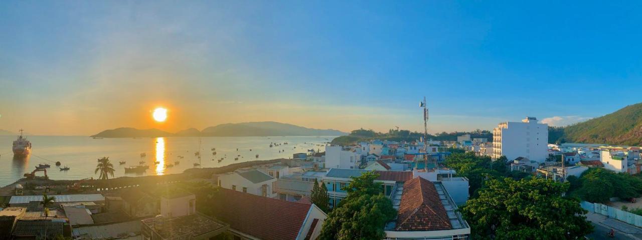 Aqua Seaview Hotel Nha Trang Esterno foto